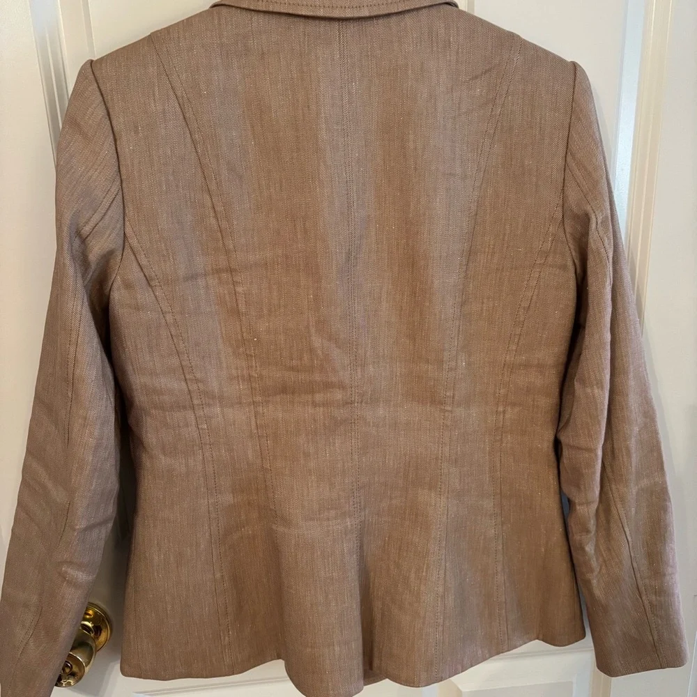 NEW WHBM Linen Signature Blazer Tan Twill 2-Button Blazer - Size 6 - Picture 3 of 4